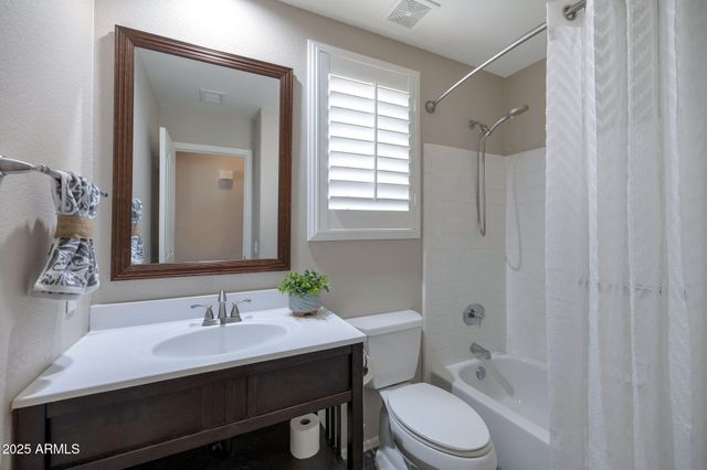 15674 W MONTEREY Way, Goodyear, AZ 85395