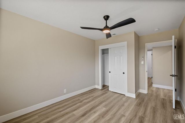 1801 University Avenue, Bakersfield, CA 93305