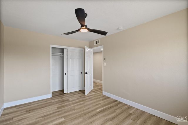 1801 University Avenue, Bakersfield, CA 93305