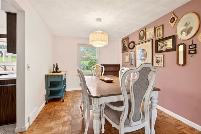 776 Lauren Court, Webster, NY 14580