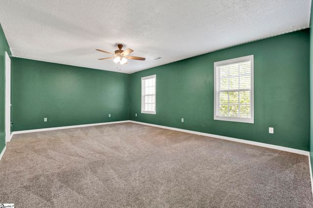 334 Cane Pole Walk, Inman, SC 29349