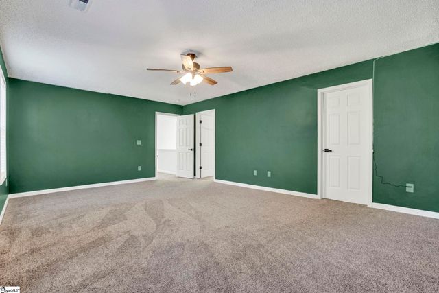 334 Cane Pole Walk, Inman, SC 29349