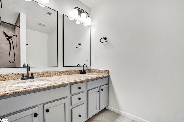 334 Cane Pole Walk, Inman, SC 29349