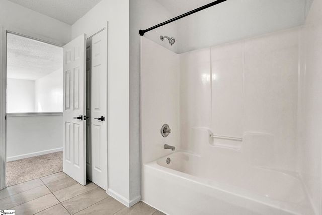 334 Cane Pole Walk, Inman, SC 29349