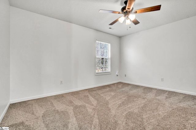 334 Cane Pole Walk, Inman, SC 29349