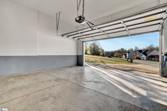 334 Cane Pole Walk, Inman, SC 29349