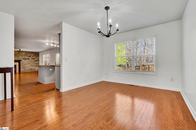 334 Cane Pole Walk, Inman, SC 29349