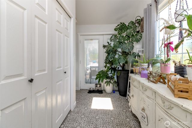 306 SW 1st Street, South Prairie, WA 98385