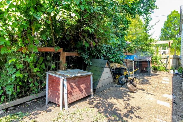 306 SW 1st Street, South Prairie, WA 98385
