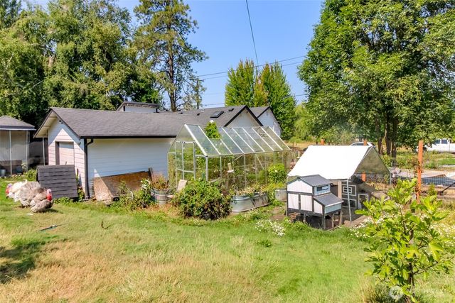 306 SW 1st Street, South Prairie, WA 98385