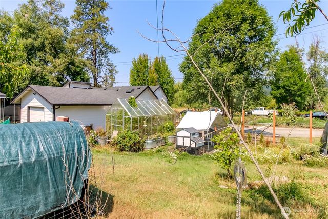 306 SW 1st Street, South Prairie, WA 98385