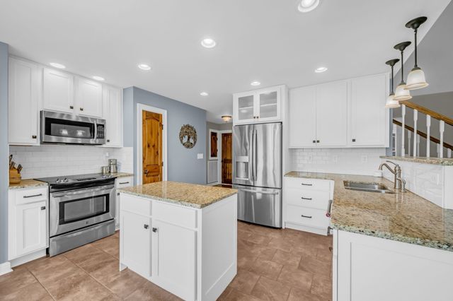 2661 Spencer Mill Rd, Bon Aqua, TN 37025