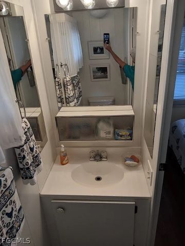 47 Poinsettia DR, Fort Myers, FL 33905