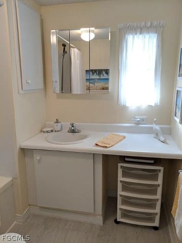 47 Poinsettia DR, Fort Myers, FL 33905