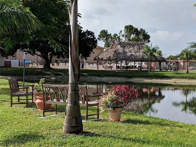 47 Poinsettia DR, Fort Myers, FL 33905