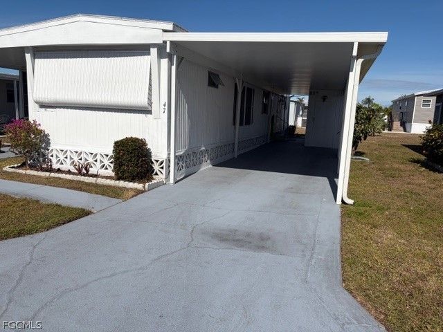 47 Poinsettia DR, Fort Myers, FL 33905