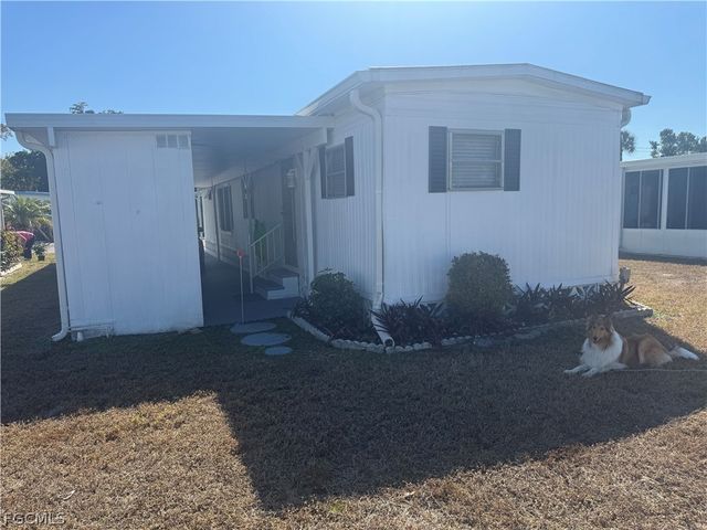 47 Poinsettia DR, Fort Myers, FL 33905