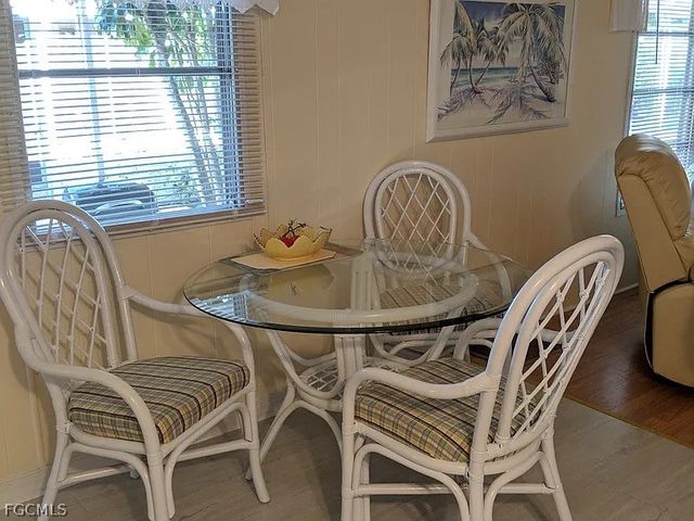 47 Poinsettia DR, Fort Myers, FL 33905