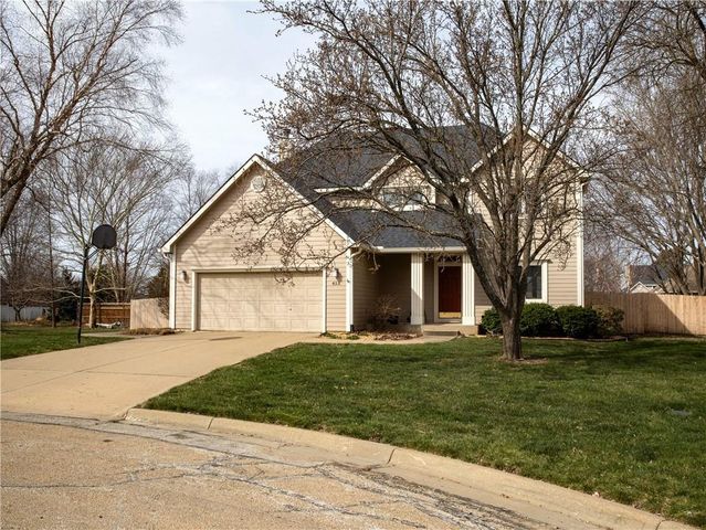 413 Terri Court, Lawrence, KS 66049