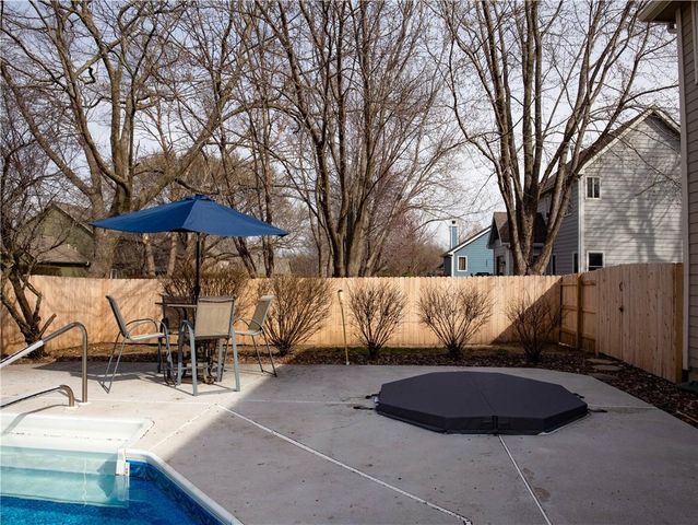 413 Terri Court, Lawrence, KS 66049