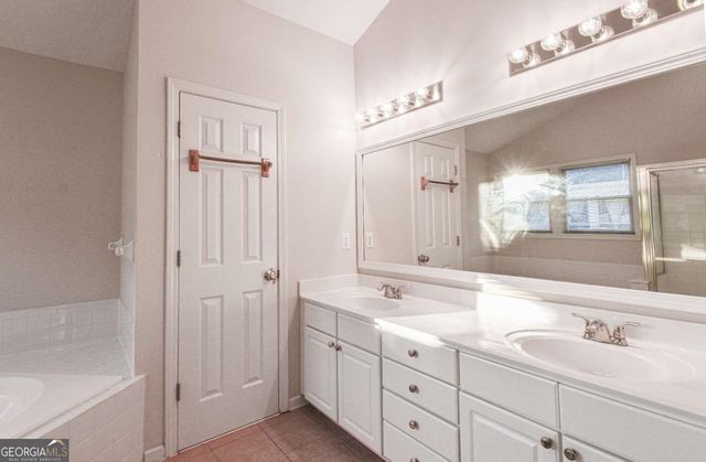 1104 Sadlers Close, Marietta, GA 30068