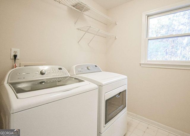 1104 Sadlers Close, Marietta, GA 30068