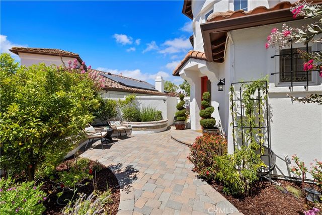 25 DARTMOUTH LN, Coto De Caza, CA 92679