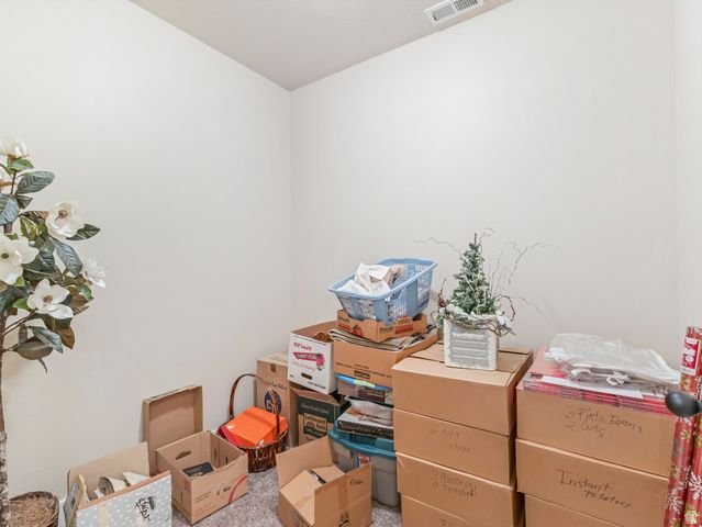 1246 E 4500 ST, Millcreek, UT 84117