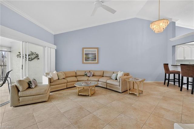 13061 Hamilton Harbour DR R5, Naples, FL 34110