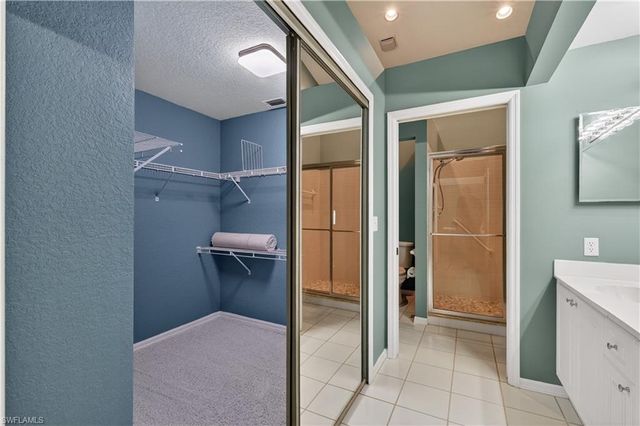 13061 Hamilton Harbour DR R5, Naples, FL 34110