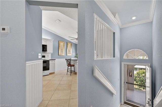 13061 Hamilton Harbour DR R5, Naples, FL 34110