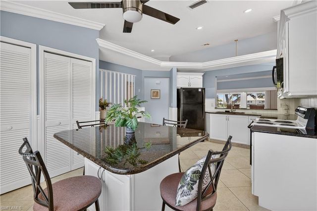 13061 Hamilton Harbour DR R5, Naples, FL 34110