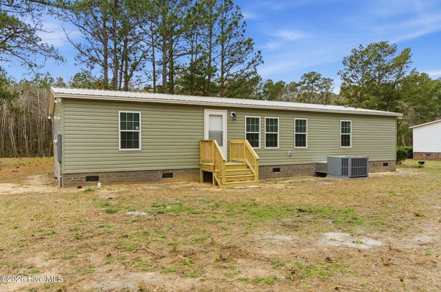 5565 Hugo Church Road, Hookerton, NC 28538