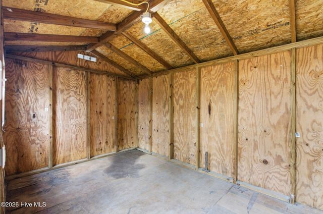 5565 Hugo Church Road, Hookerton, NC 28538