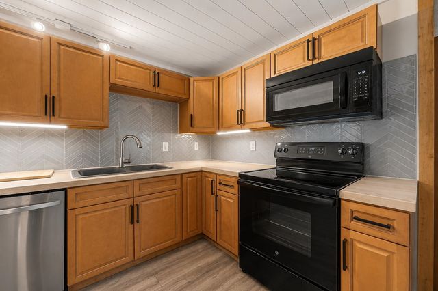 4792 Quiet Ave., Conway, SC 29527
