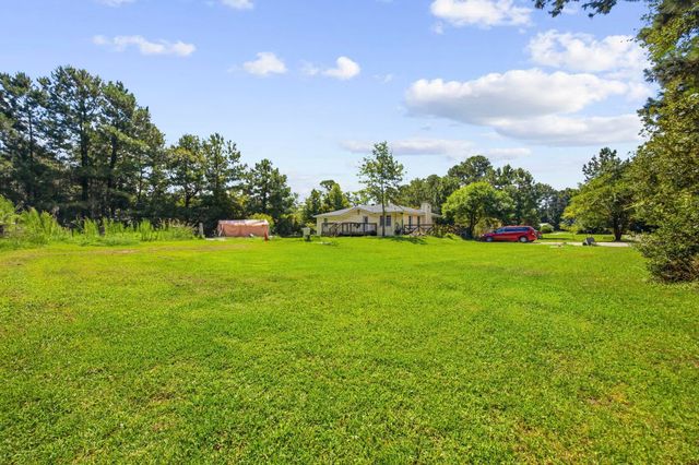 4792 Quiet Ave., Conway, SC 29527