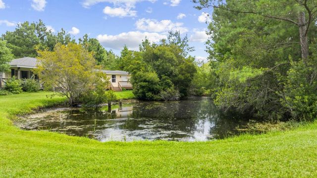 4792 Quiet Ave., Conway, SC 29527
