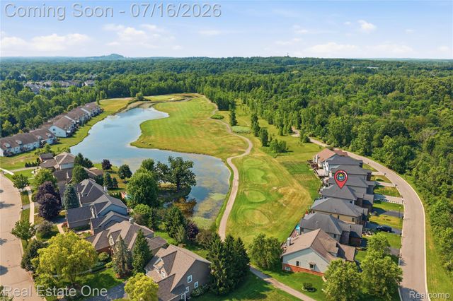 10641 Lone Oak Circle, Grand Blanc Charter Township, MI 48439