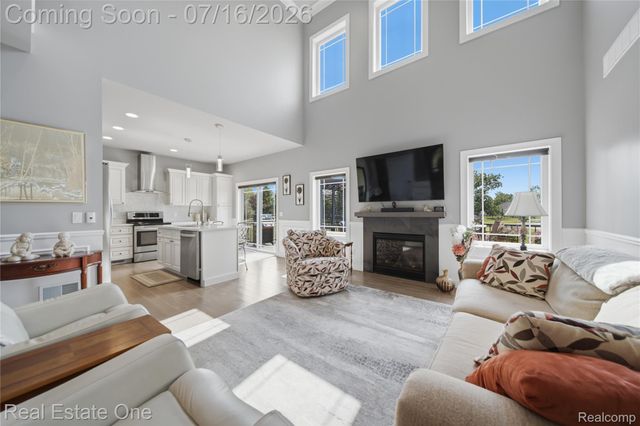 10641 Lone Oak Circle, Grand Blanc Charter Township, MI 48439