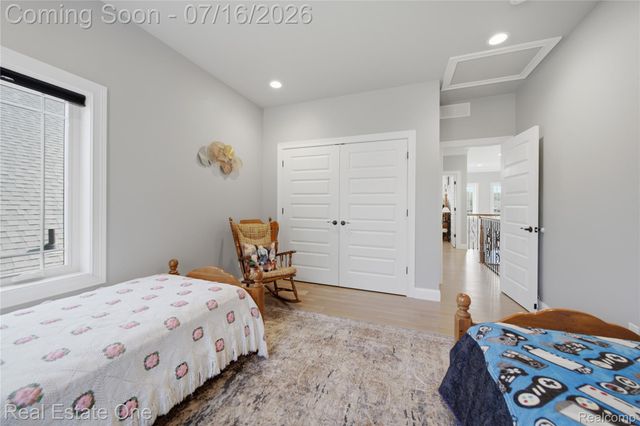 10641 Lone Oak Circle, Grand Blanc Charter Township, MI 48439