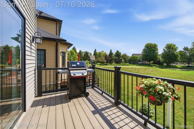 10641 Lone Oak Circle, Grand Blanc Charter Township, MI 48439