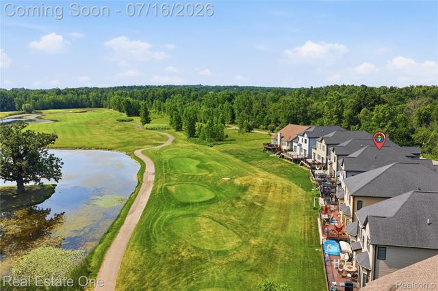 10641 Lone Oak Circle, Grand Blanc Charter Township, MI 48439