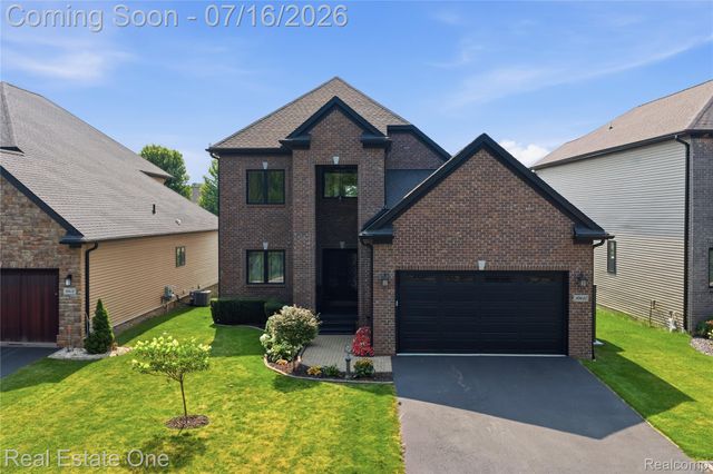 10641 Lone Oak Circle, Grand Blanc Charter Township, MI 48439