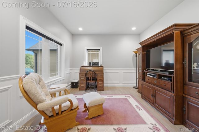 10641 Lone Oak Circle, Grand Blanc Charter Township, MI 48439