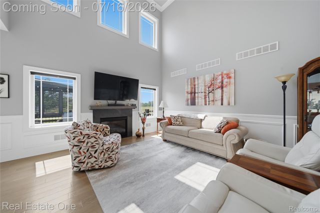 10641 Lone Oak Circle, Grand Blanc Charter Township, MI 48439
