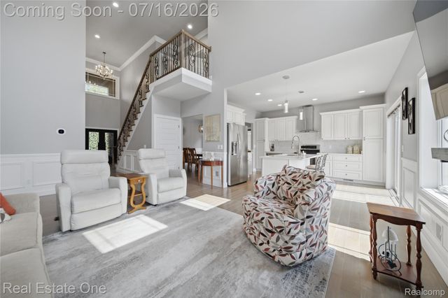 10641 Lone Oak Circle, Grand Blanc Charter Township, MI 48439