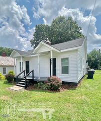 1101 N Anthony Street, Burlington, NC 27217