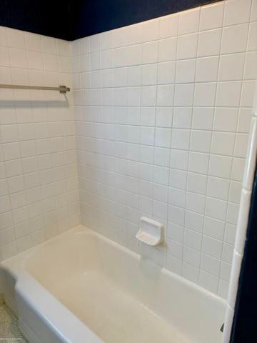 31310 Foxboro Way, Beverly Hills, MI 48025