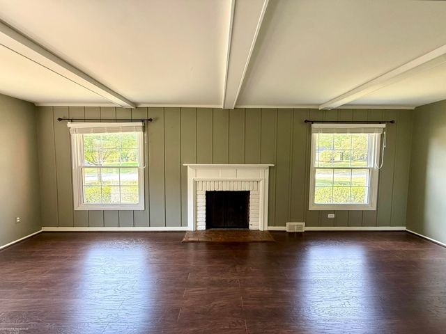 31310 Foxboro Way, Beverly Hills, MI 48025