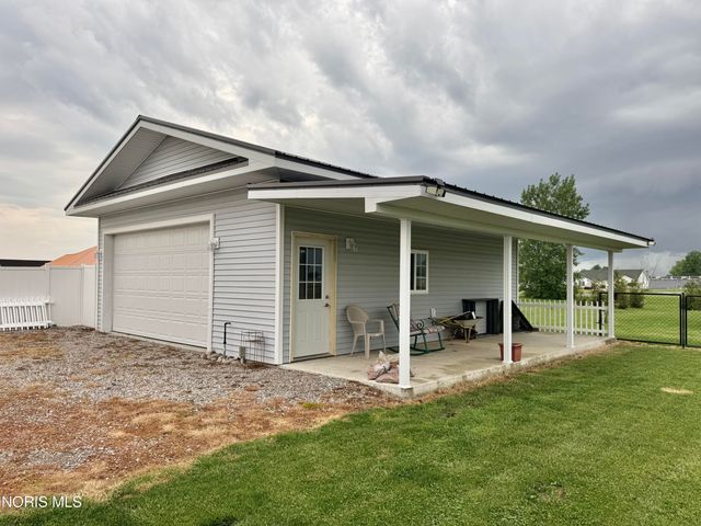 720 Bergman Drive, Sherwood, OH 43556